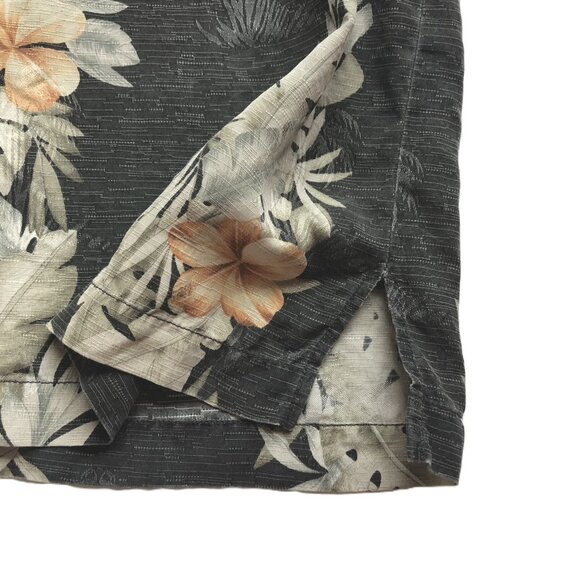 Tommy Bahama 100% Silk Hawaiian Shirt Copyrighted Print Button Up Mens Size XL - Picture 8 of 16